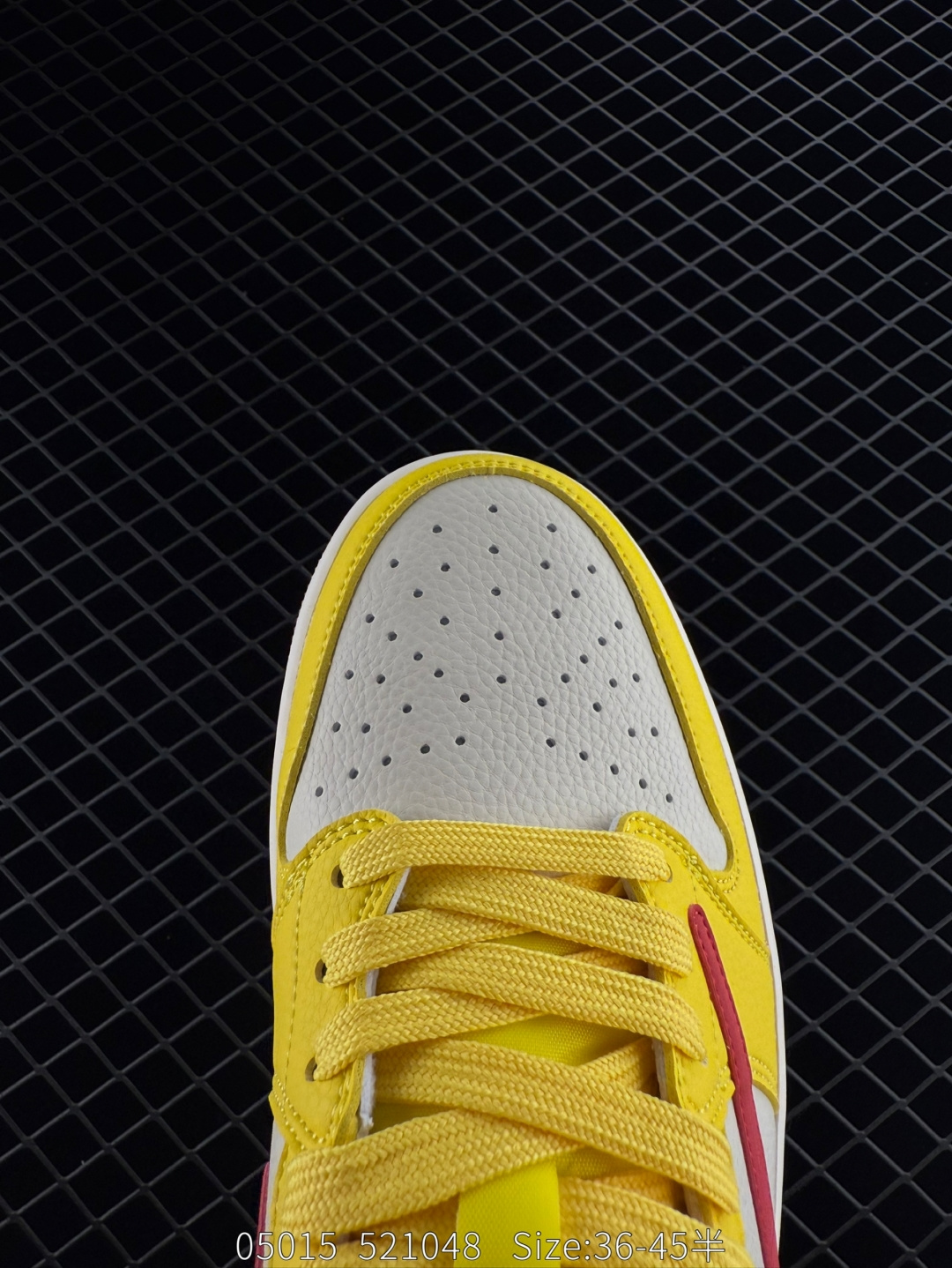 Travis Scott x Air Jordan 1 ” Reverse Mocha “